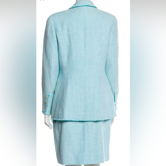 Chanel 1997 Micro Check Tweed Skirt Suit (fits like modern day size 8) - Picture 4 of 14